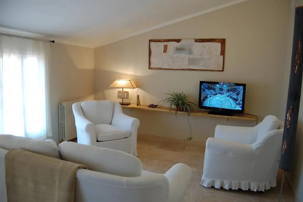 Olaspri Bed & Breakfast Oschiri 0*,