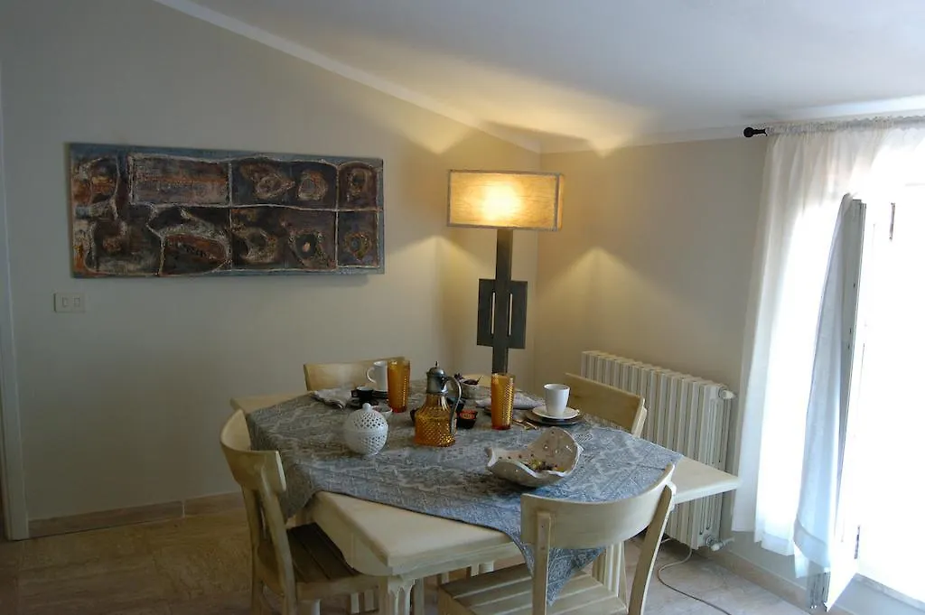 Olaspri Bed & Breakfast Oschiri