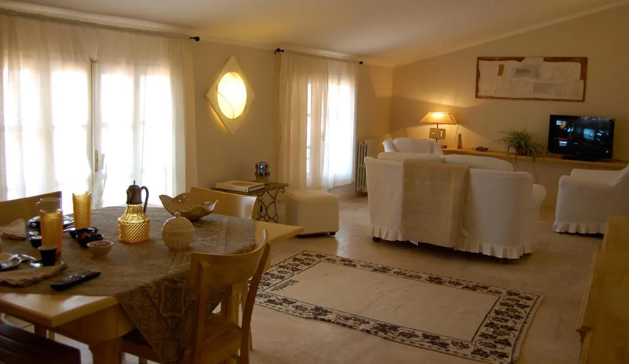 Olaspri Bed & Breakfast Oschiri