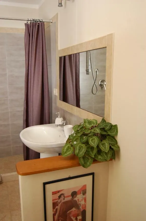 Olaspri Bed & Breakfast Oschiri